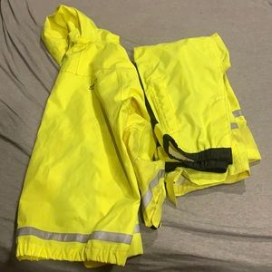 Unisex rain gear